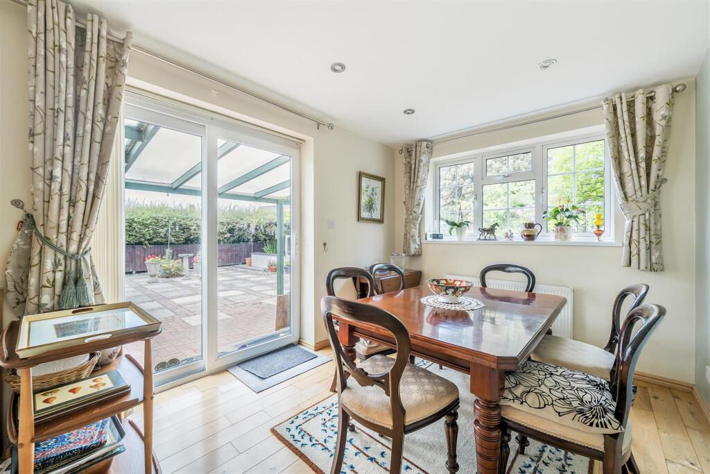 Trehill Dining Out.jpg