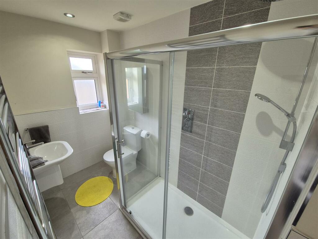 En-suite Shower Room