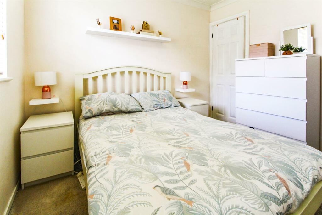 tlc_930160bf-c1cb-4a6d-8e31-7d34d8b99e15_ea595f0.j