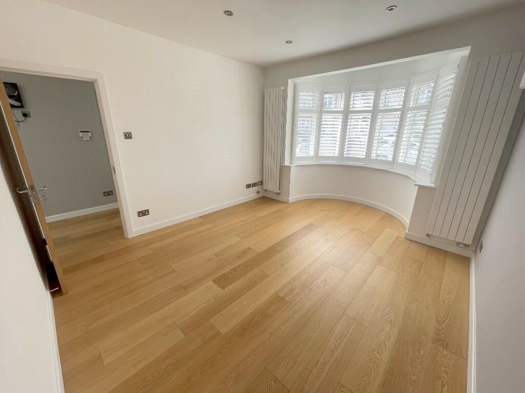 BEDROOM 5/RECEPTION