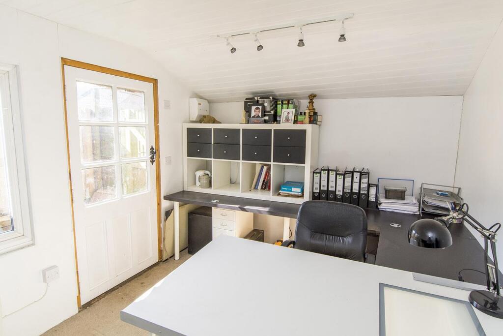 (Coach House Additional Photo's)