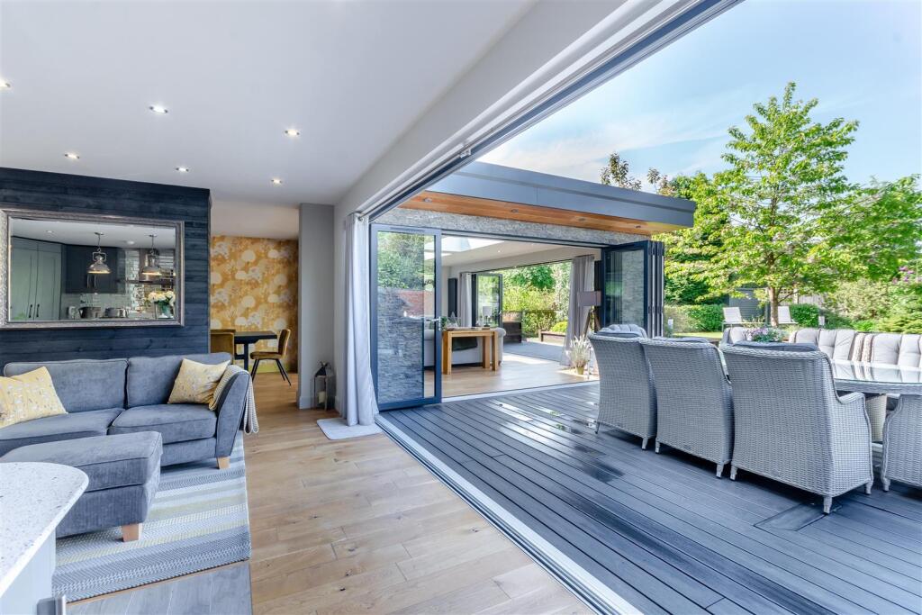 8645460-interior23.jpg