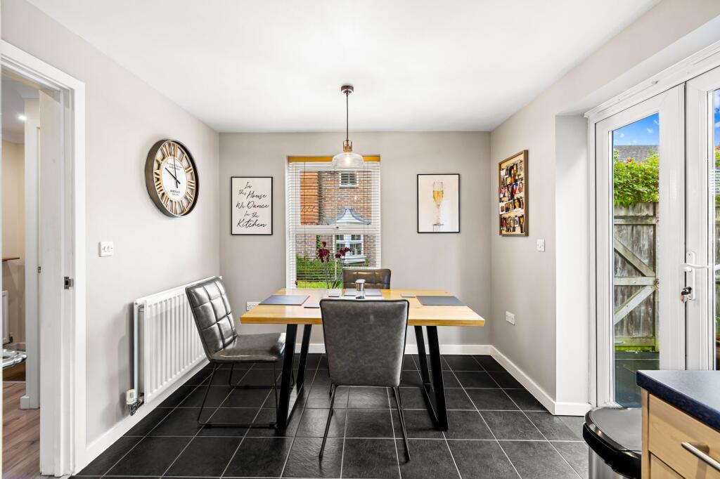Kitchen Diner