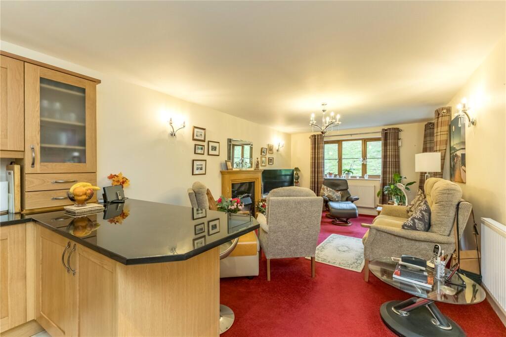 Living/Kitchen
