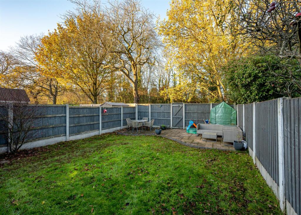25 Blackbrook Way-18.jpg