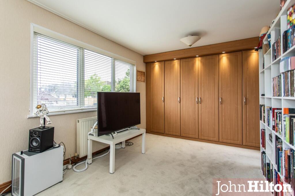 Burnham Close30.jpg