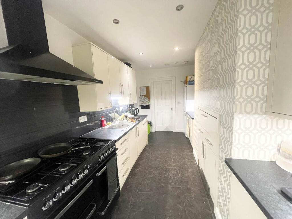 Kitchen (1)