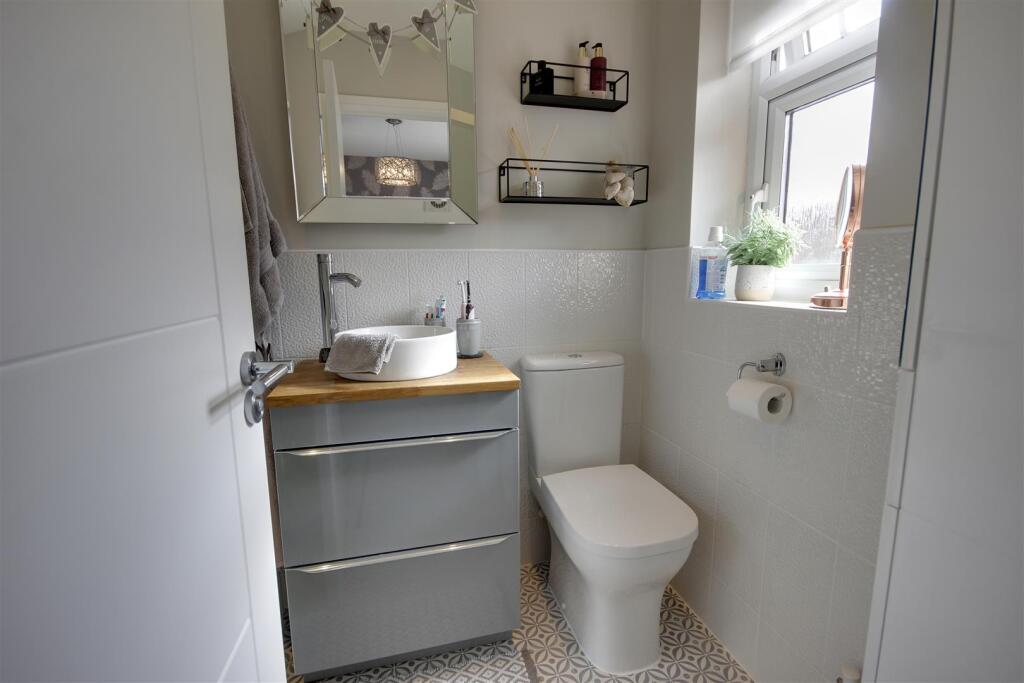 En-Suite Shower Room