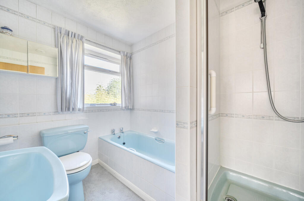 1350012-11-68c828...