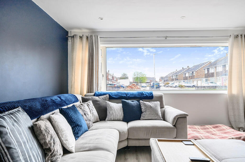 13467571068b84213885a2