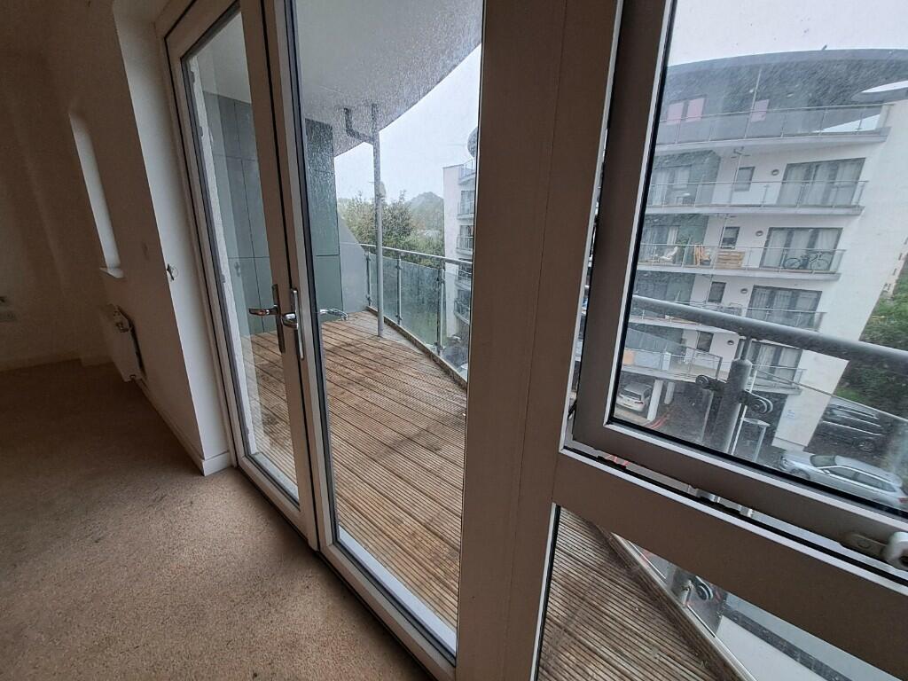 lounge balcony