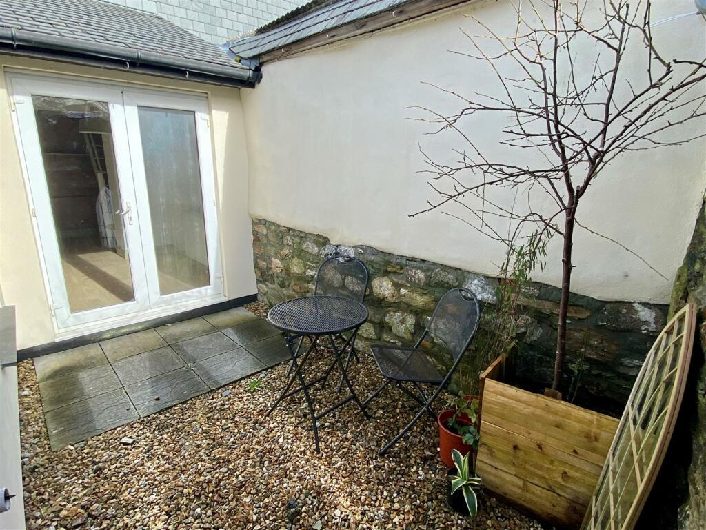4 Briar Mews Garden
