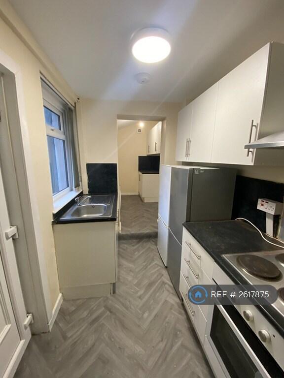 Large Kitchen