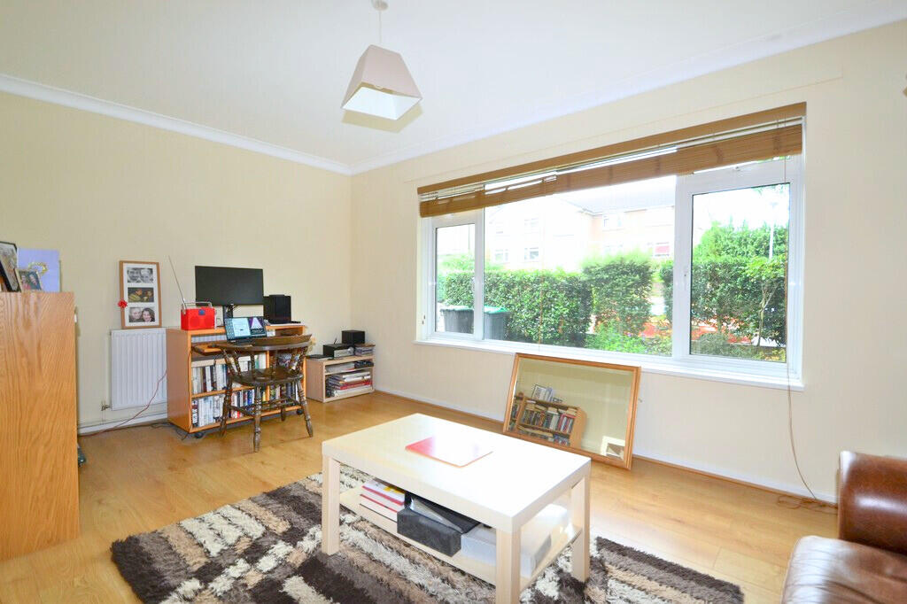 IMG_384159_8_larg...