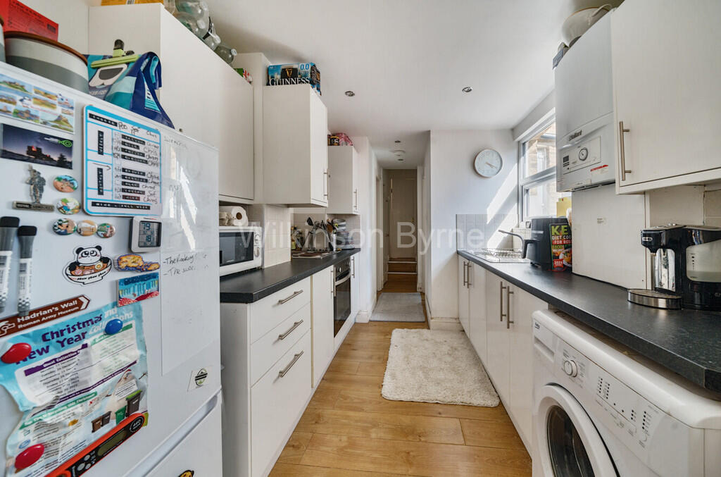 8c3c0c77-b241-4d4...