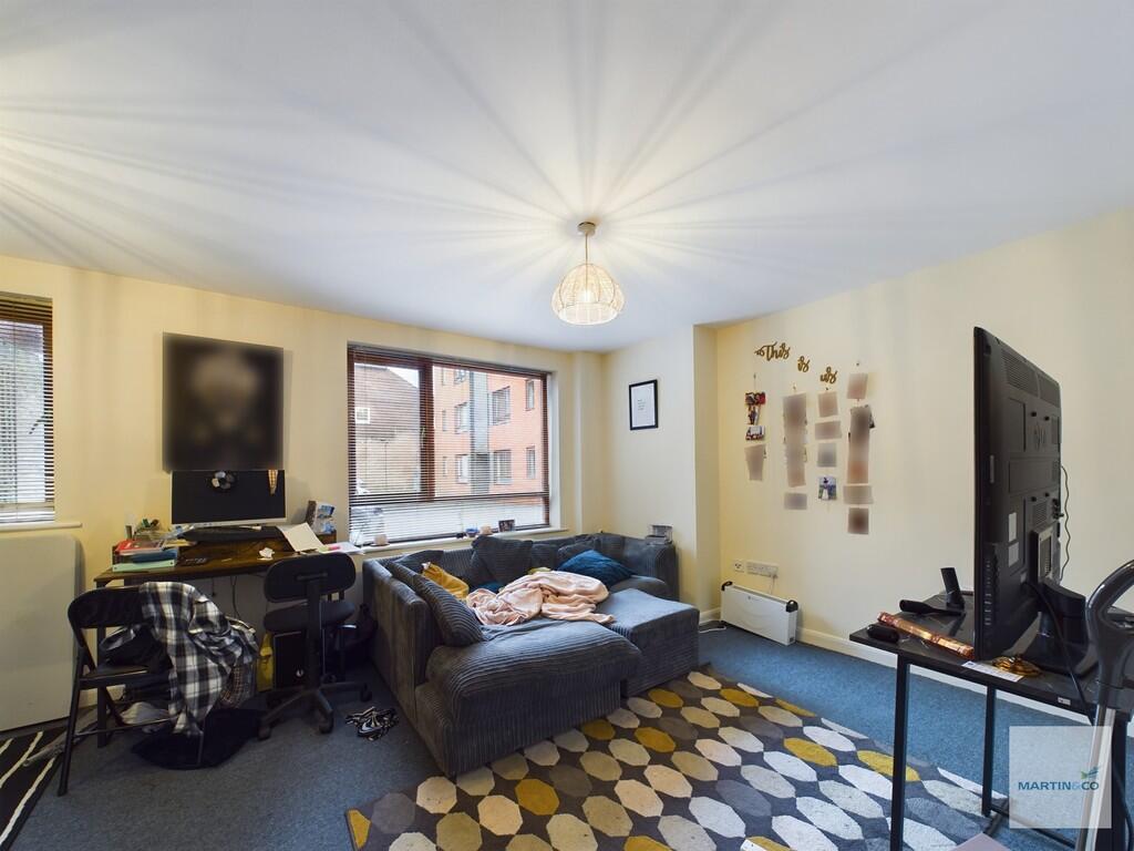 CAM03394G0-PR0193...