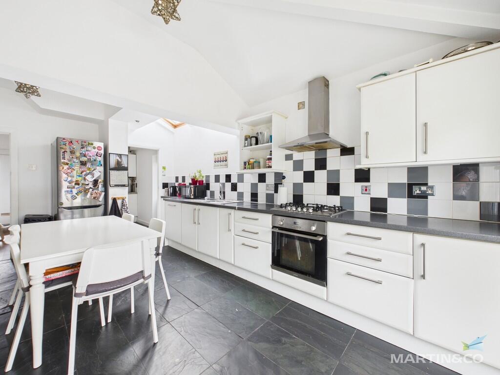 CAM03111G0-PR0368...