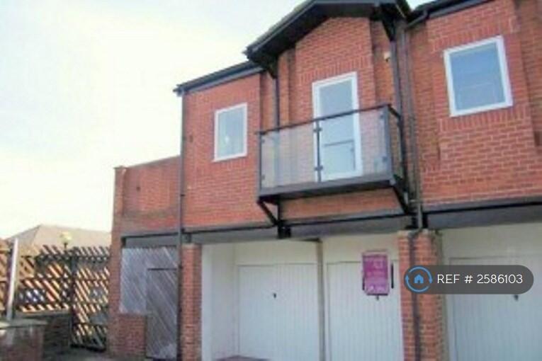One Bed Flat With Verandah.