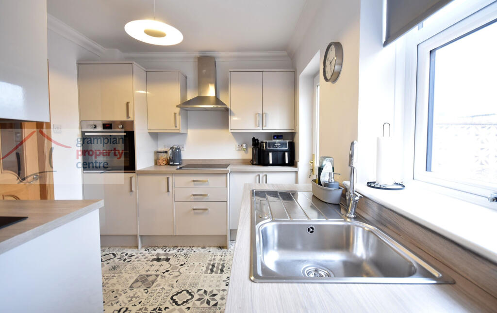 Kitchen .JPG