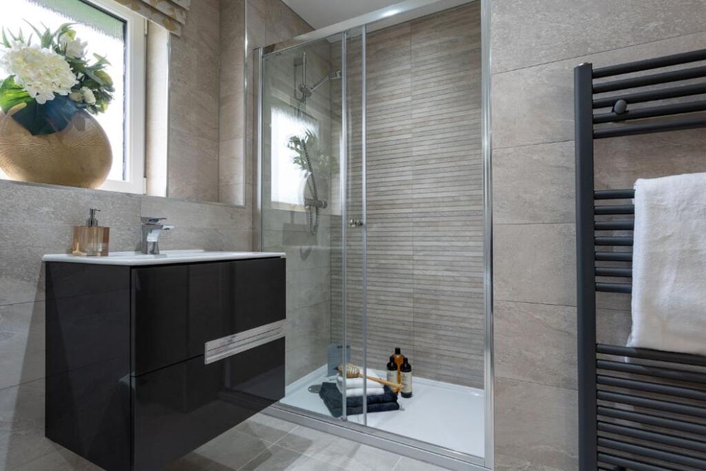 Showhome Photography