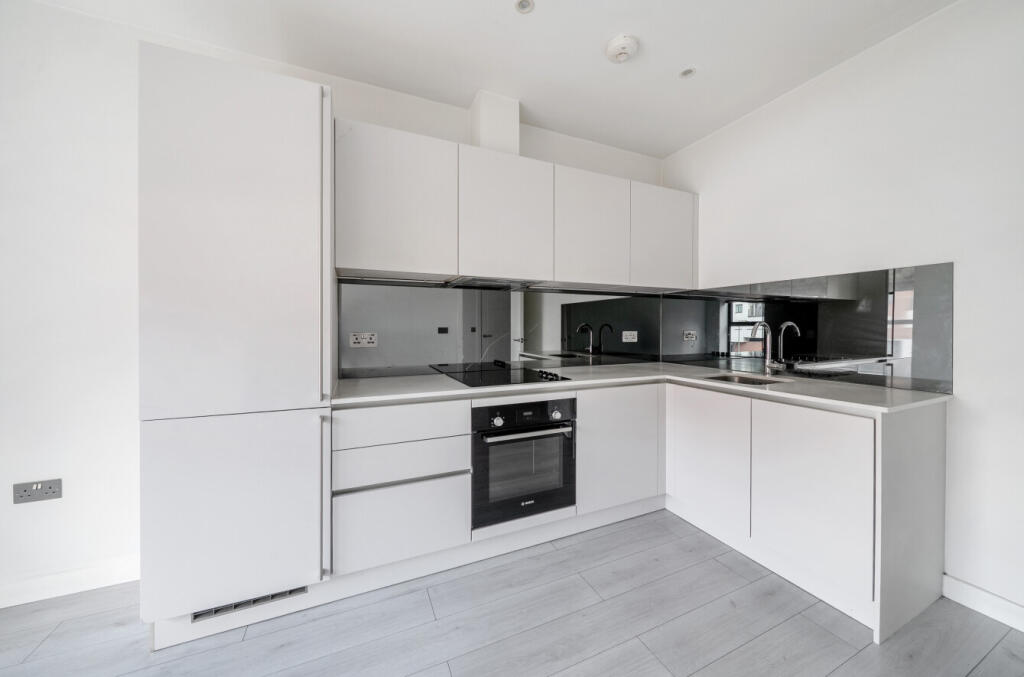 1303730-14-68486b...