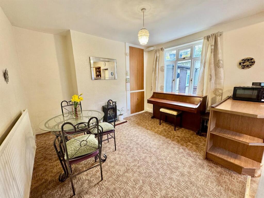 PHOTO-2025-03-16-19-51-31 (8).jpg