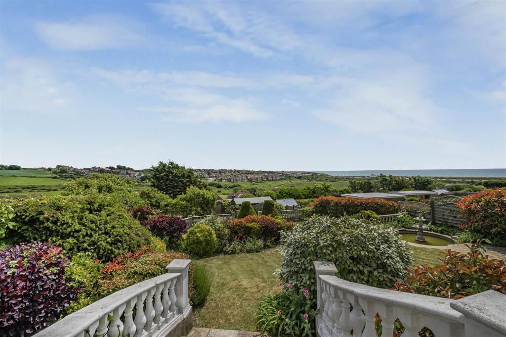 Garden &amp; View
