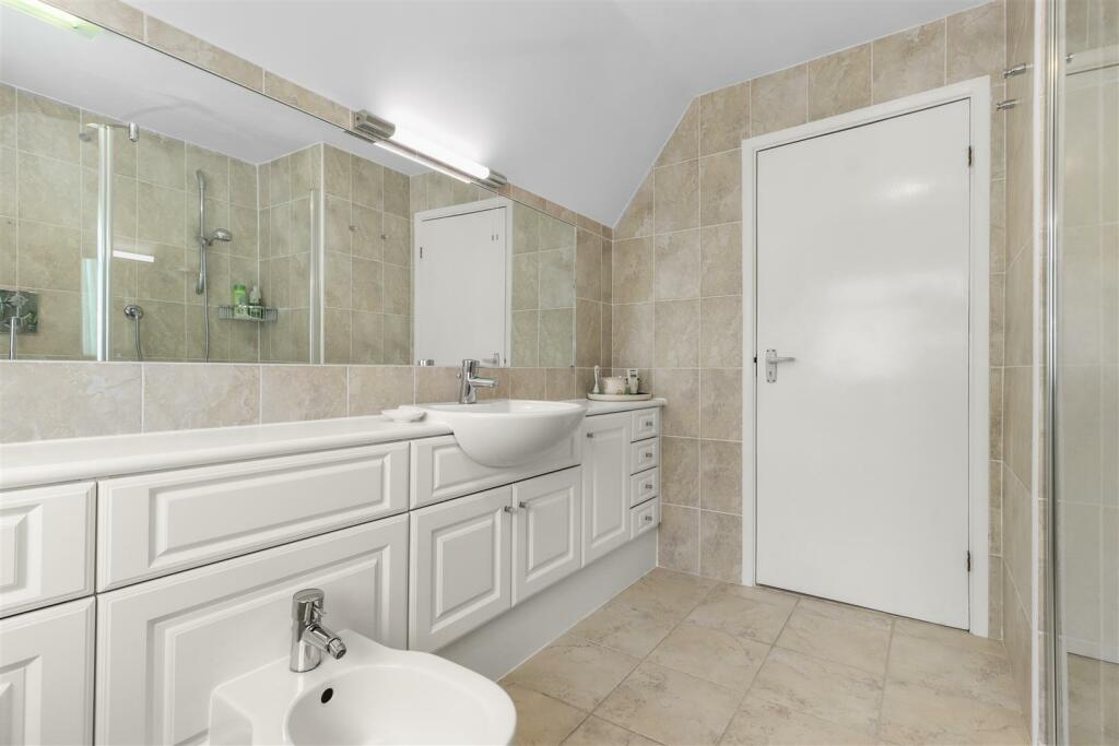 shower room #3.jpg