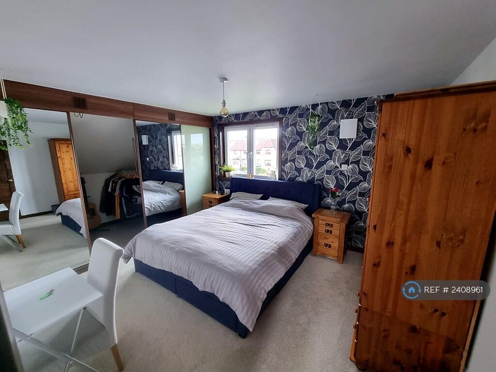 Upper Main Bedroom