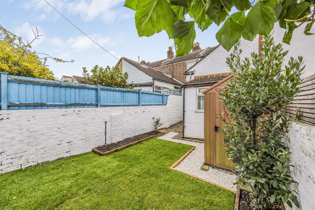 32 Landguard Road, Southsea-PorticoMarketing-SoldB