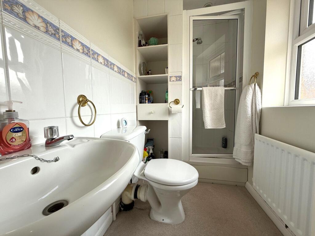 Photograph 11