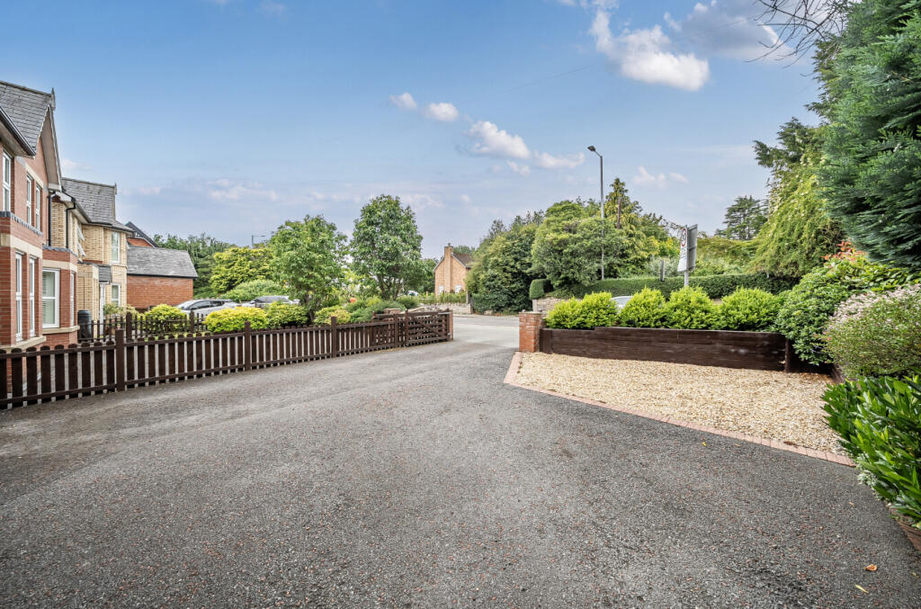 -68650e1004d80-l-1316469-1-6864059138c93-ARW