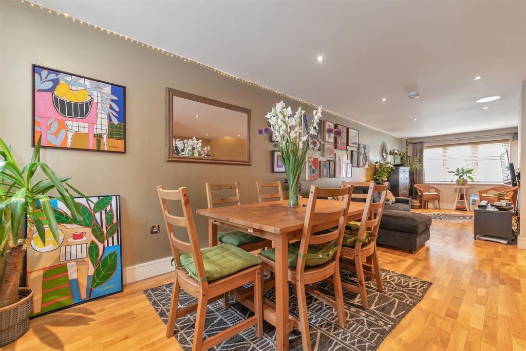 5KingsburyMews-28.jpg