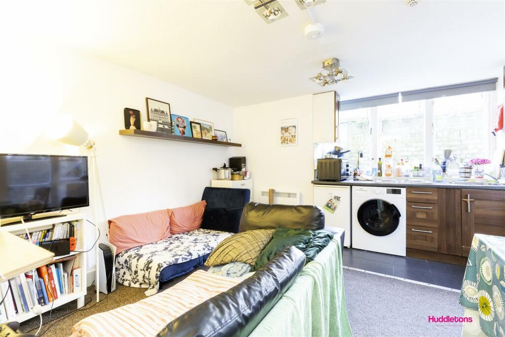 56-58 Crowndale Road -9.jpg