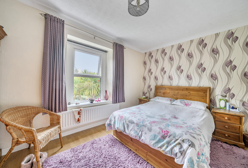 1361359-10-68dab1...