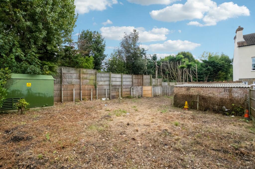 Land adjacent to 81 Rosslyn Ave Barnes, London SW13 0JY