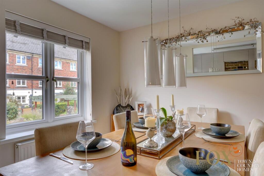 43 Sansome Place (11