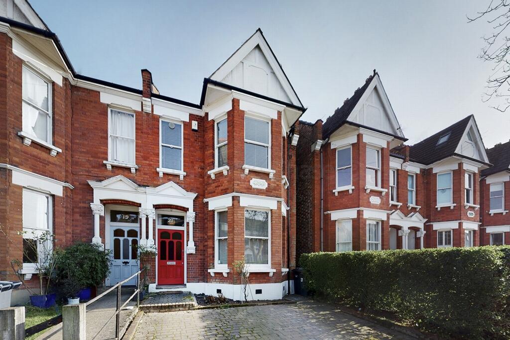 Sutton Road, Muswell Hill, N10