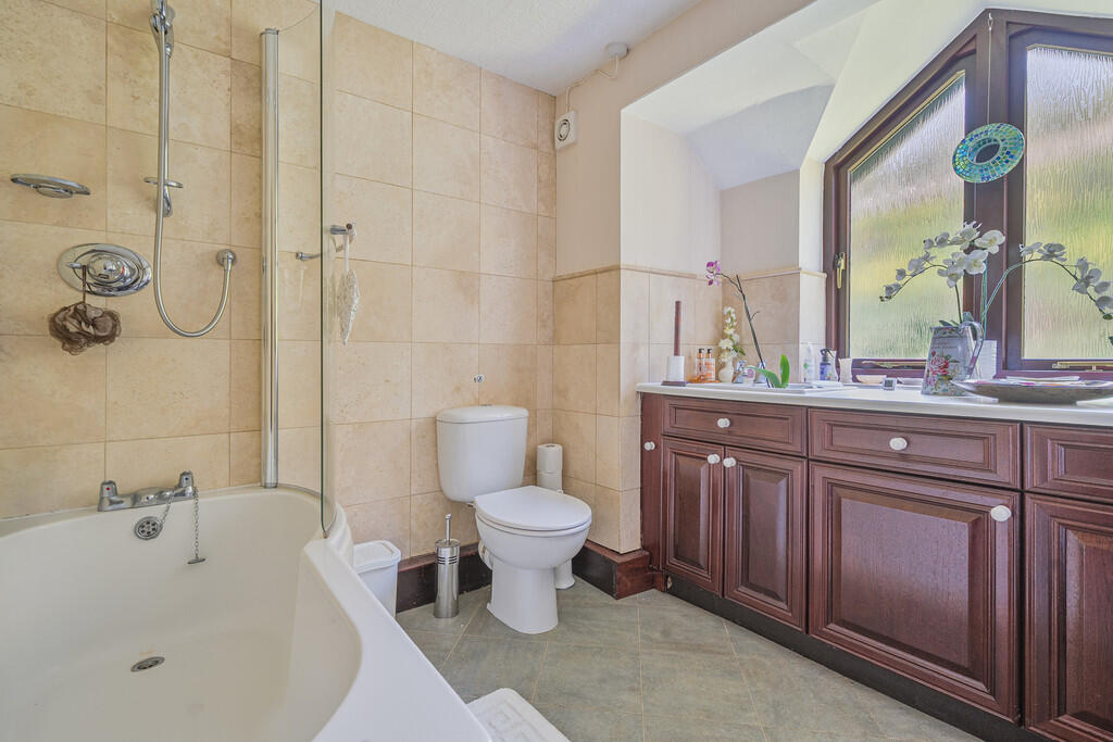 First Floor Bathr...