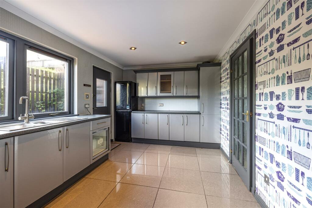 3 Woodside Drive Galashiels 14.JPG