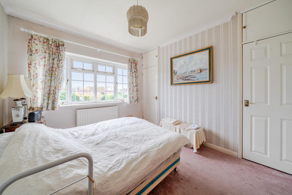 1388176-5-693befb...