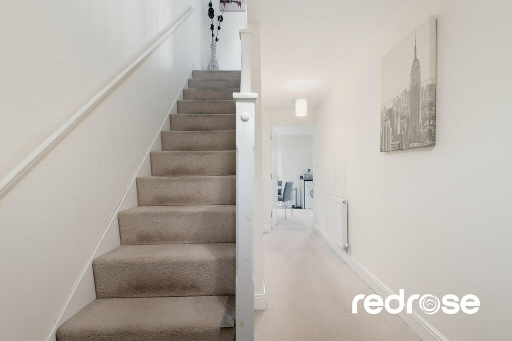 11 Robinson Close...