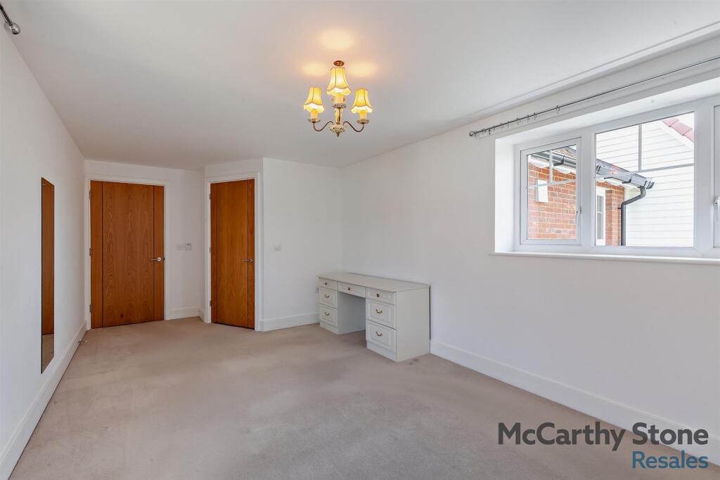 8649678-interior02-800.jpg