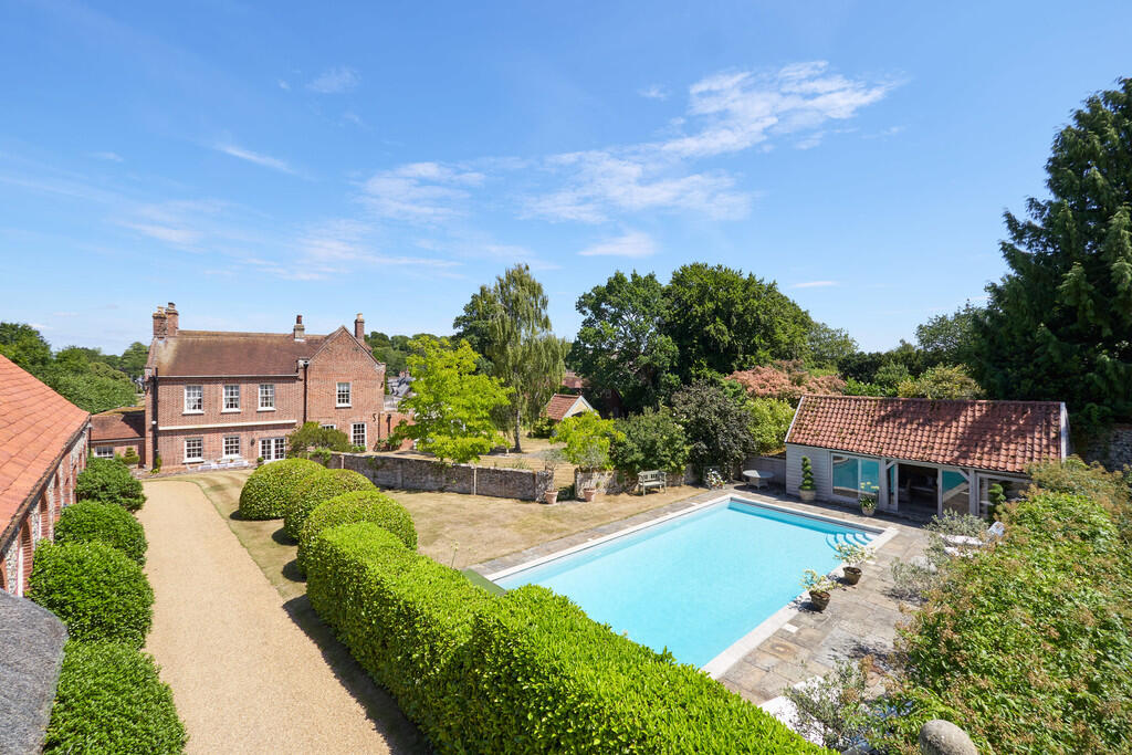 Moulton Hall 0907...