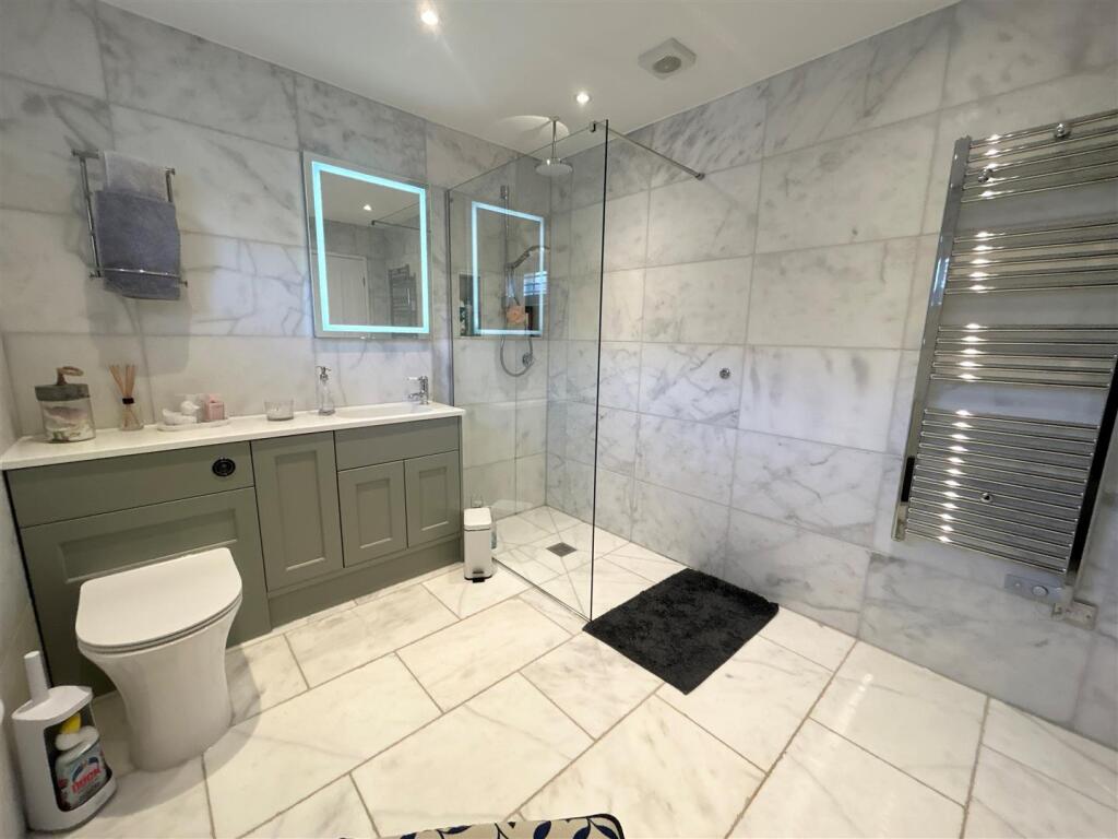 En-suite Shower Room