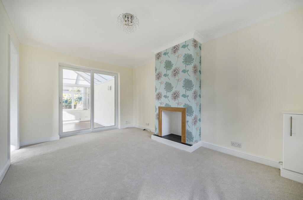 1357902-7-68d26af...