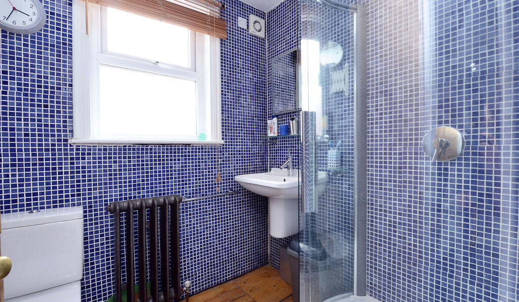 House-1-Bathroom-...
