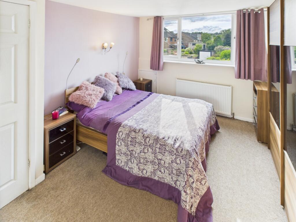 CAM04233G0-PR0021-STILL043