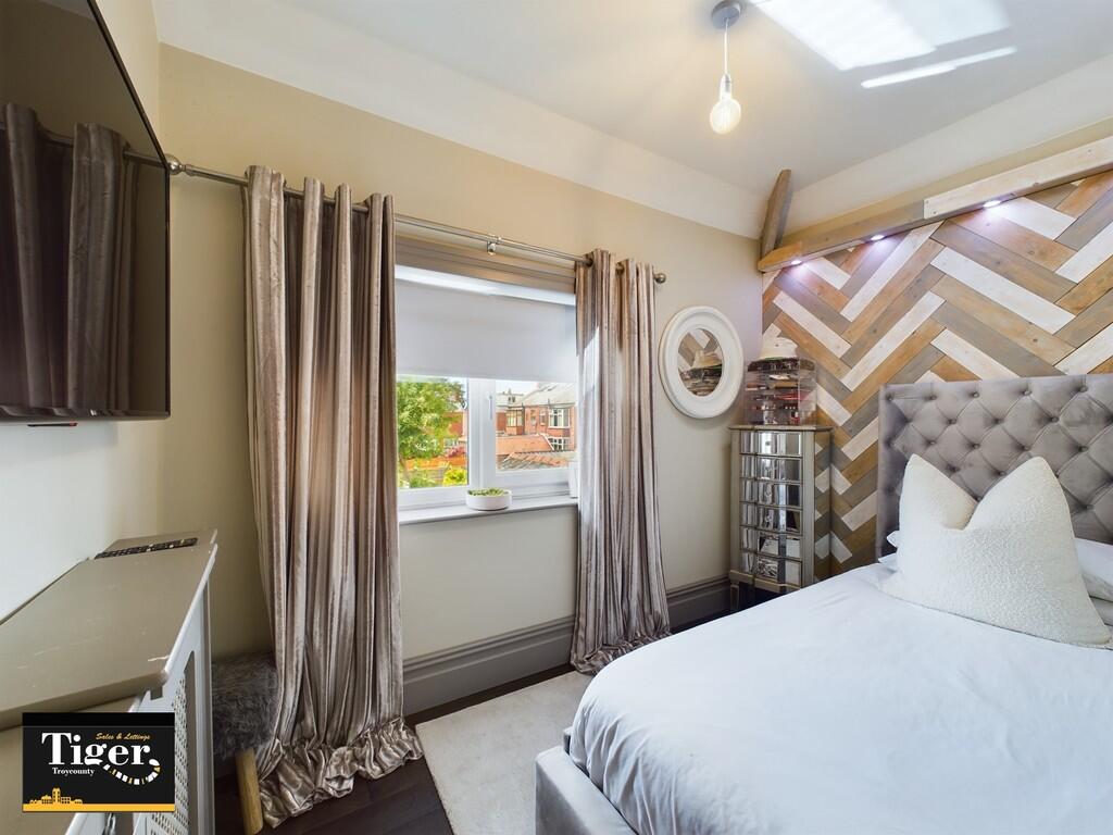 CAM03440G0-PR0065...