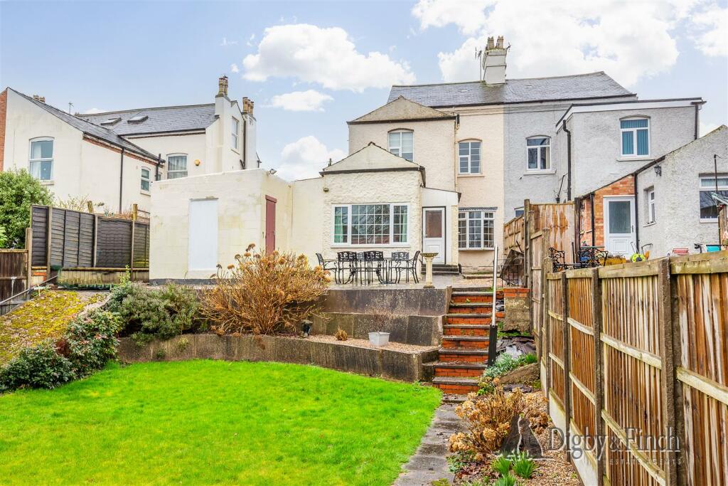 35, Bingham Road Radcliffe-On-Trent, NG12 2FY-6wat
